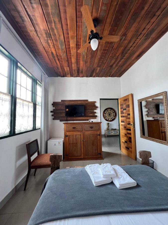 לינה וארוחת בוקר Cama E Cafe טיראדנטס מראה חיצוני תמונה